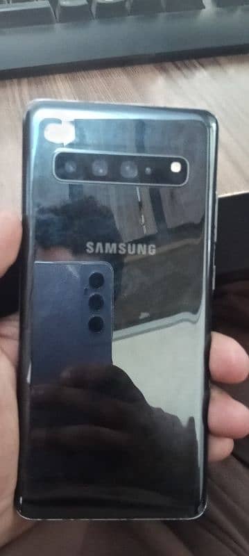 Samsung Galaxy S10 plus 5g 1