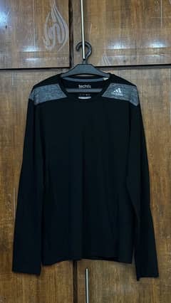 Adidas vans Large full sleeve t Shirt