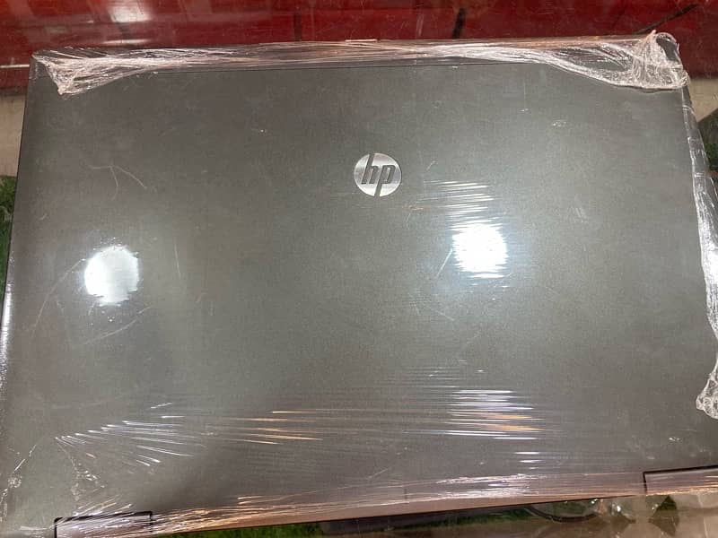 hp laptop 10/10 condition 2