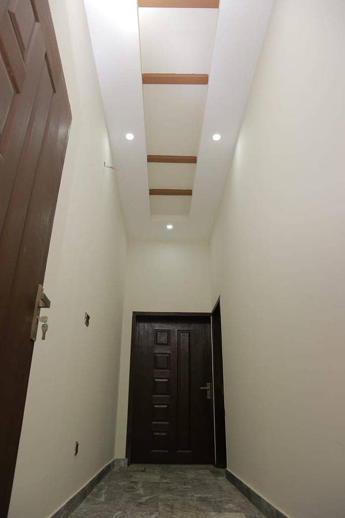 9 Marla beautiful house for sale 15
