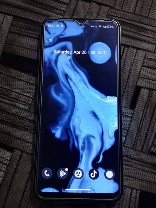 realme c35 with box charger and complete accerius 4/128 5