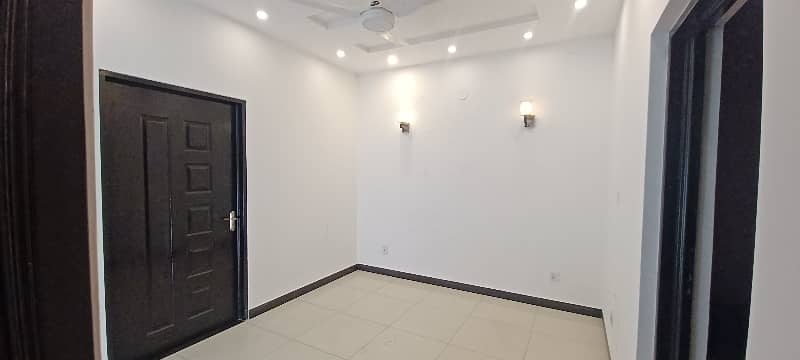 5 Marla Slightly Used Like Brand New House For Sale In Phase 6, Block D, DHA. 9