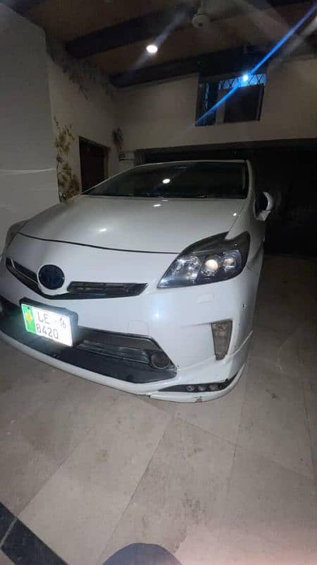 Toyota Prius 2012/16 PHV TRD Sportivo 1