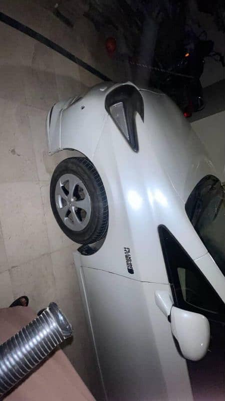 Toyota Prius 2012/16 PHV TRD Sportivo 4