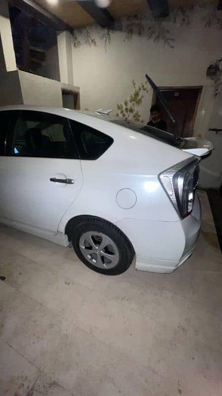 Toyota Prius 2012/16 PHV TRD Sportivo 5