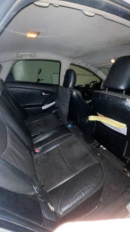 Toyota Prius 2012/16 PHV TRD Sportivo 10