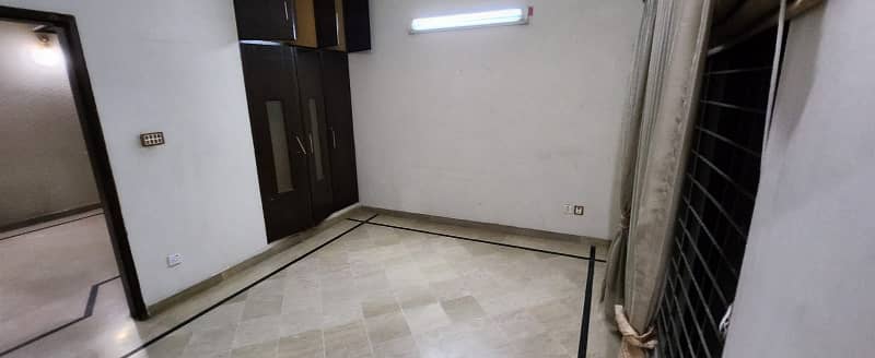 5 Marla Fully Renovated 3 Beds House For Rent In Phase 5, Block D, DHA 13
