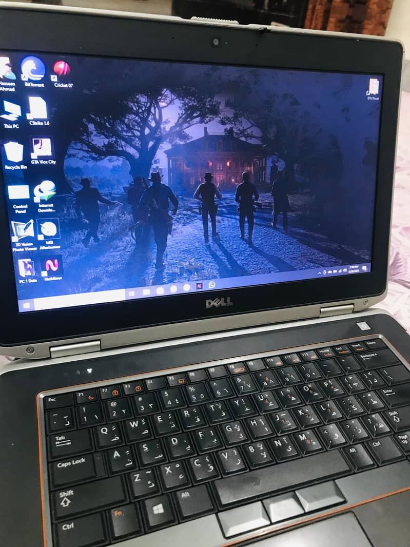 Dell Latitude E6420 (i7 2nd Gen 2.70 GHz) (8gbRam,256gbSSD) 0