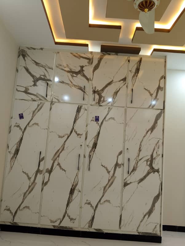 10 Marla Ground Portion For Rent 12