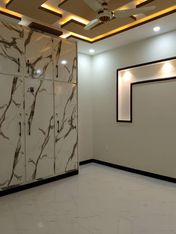 10 Marla Ground Portion For Rent 13