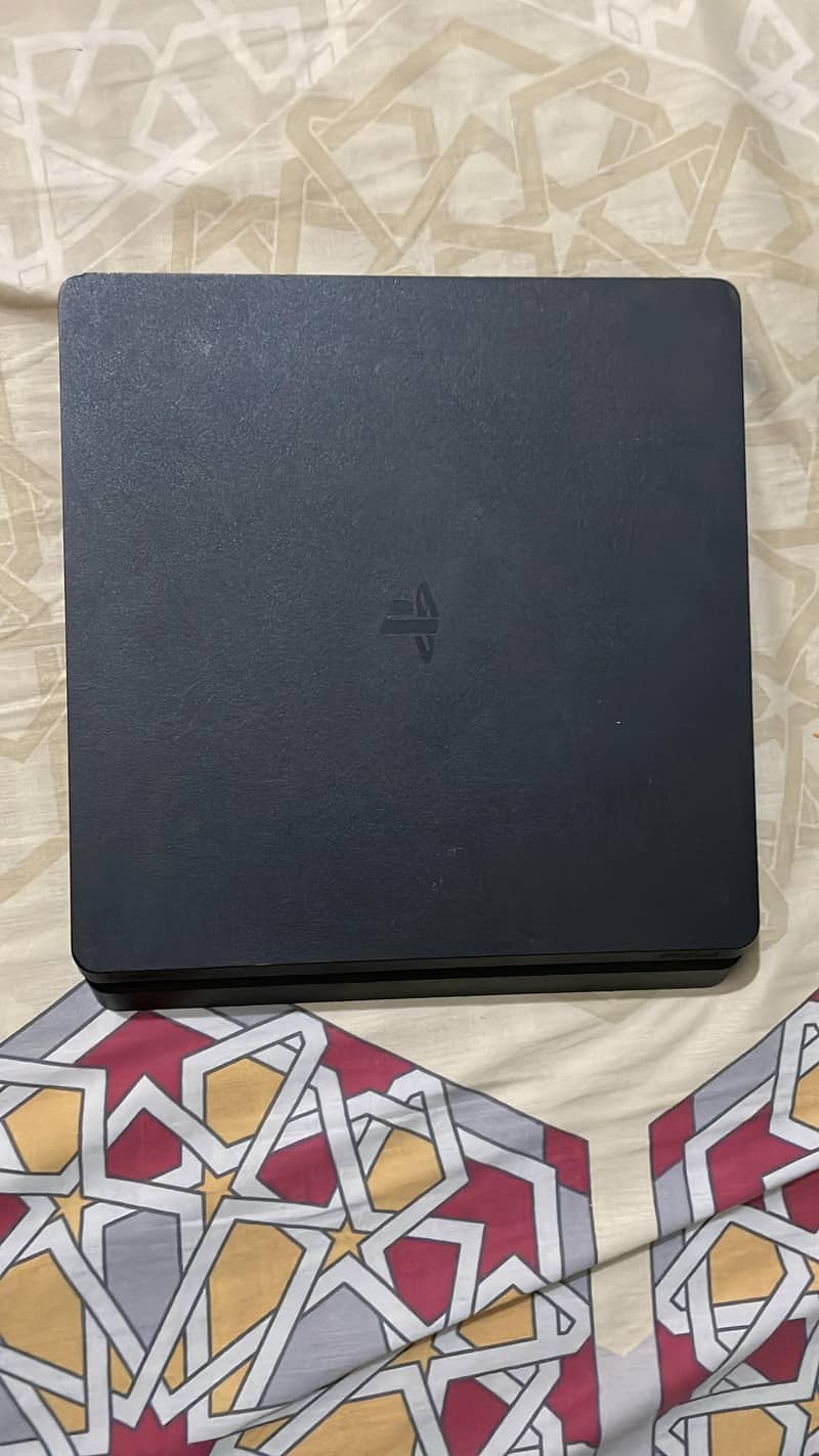Ps 4 slim sealed with box 0
