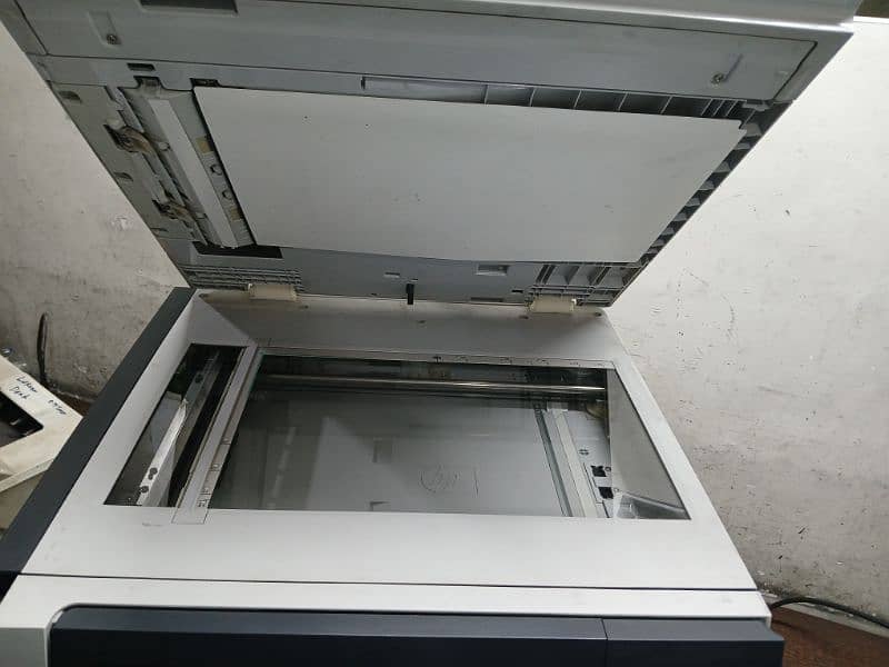 hp laserjet all in one M4555 for sale 3