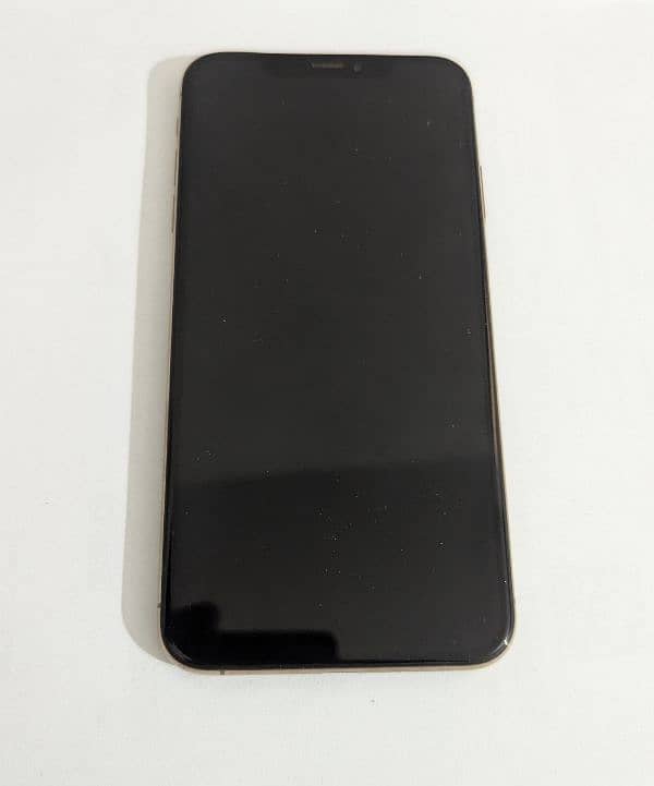 IPhone Xs Max 4