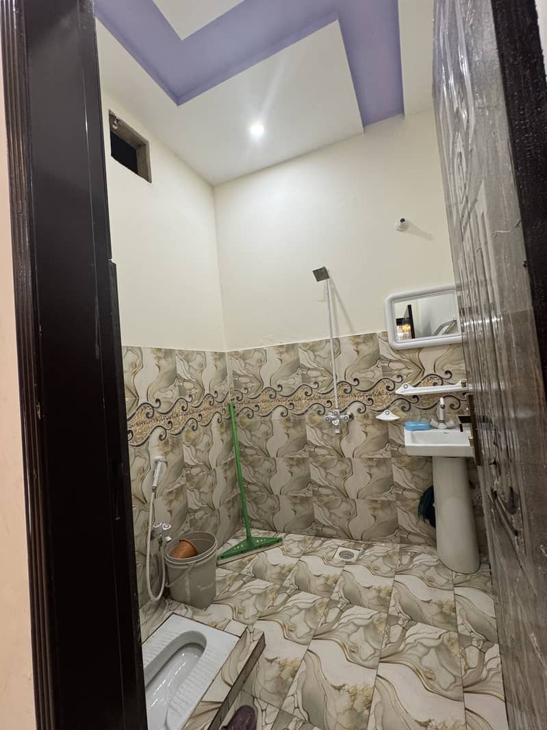 2.5 marla house for sale schem mor sabzazar 11