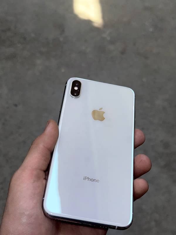I phone Xs Max 5