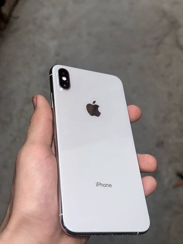 I phone Xs Max 6