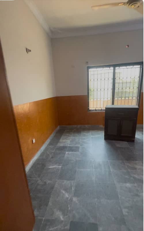 10 Marla 3 Bed independent Upper Portion For Rent In Police Foundation 3