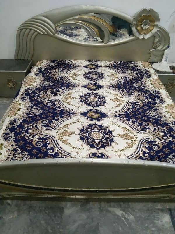 wooden bed 2