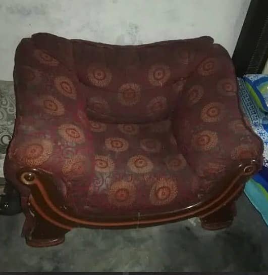 1,2,3 sofa set for sale, Heavy wood 2