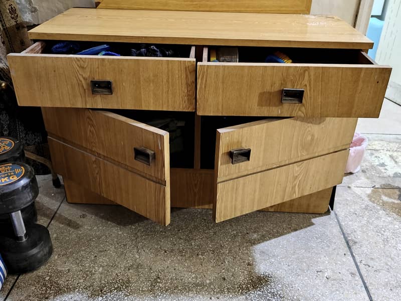 Two single bed (Bed set) and Dressing table for sale 3