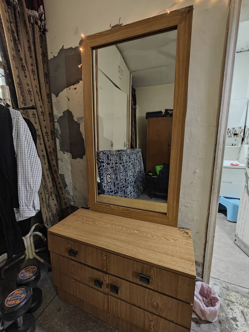 Two single bed (Bed set) and Dressing table for sale 6