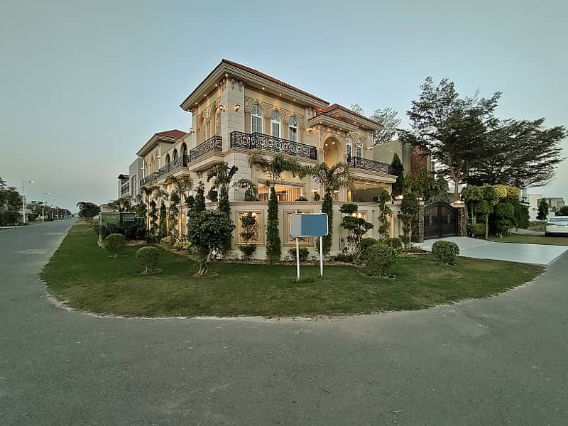One Kanal Brand New Spanish Design Most Beautiful Owner Build Bungalow 2 Servant Quarter In Basement For Sale At Prime Location Of DHA Lahore Near To Park Masjid & Commercial Market. 1