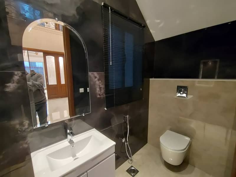 One Kanal Brand New Spanish Design Most Beautiful Owner Build Bungalow 2 Servant Quarter In Basement For Sale At Prime Location Of DHA Lahore Near To Park Masjid & Commercial Market. 8