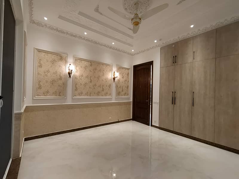 One Kanal Brand New Spanish Design Most Beautiful Owner Build Bungalow 2 Servant Quarter In Basement For Sale At Prime Location Of DHA Lahore Near To Park Masjid & Commercial Market. 18