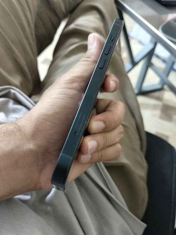 IPHONE 13jv 128GB 3