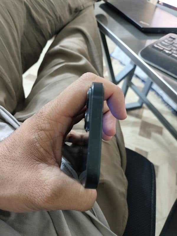 IPHONE 13jv 128GB 4