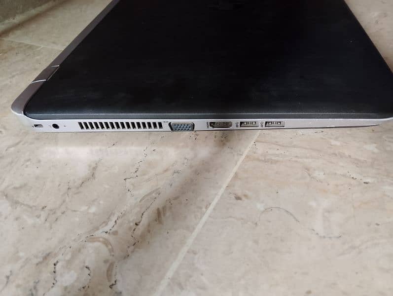 HP probook 470 G3 4