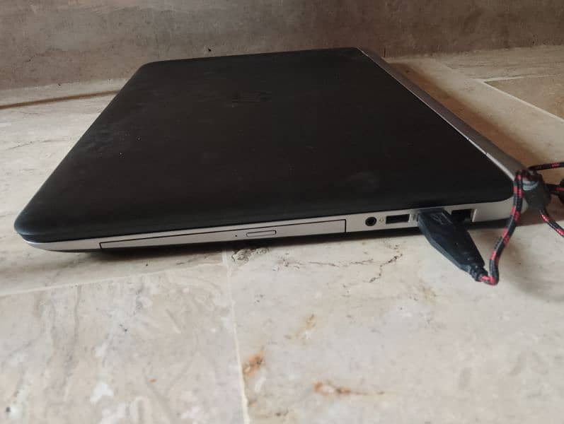 HP probook 470 G3 5
