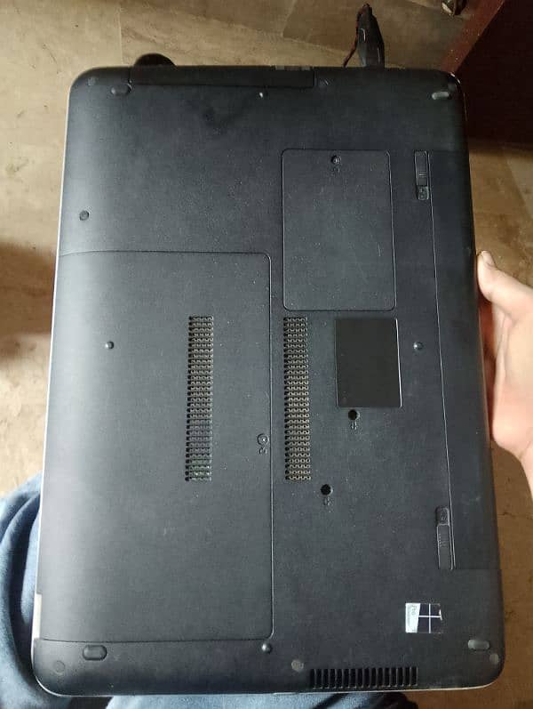 HP probook 470 G3 7