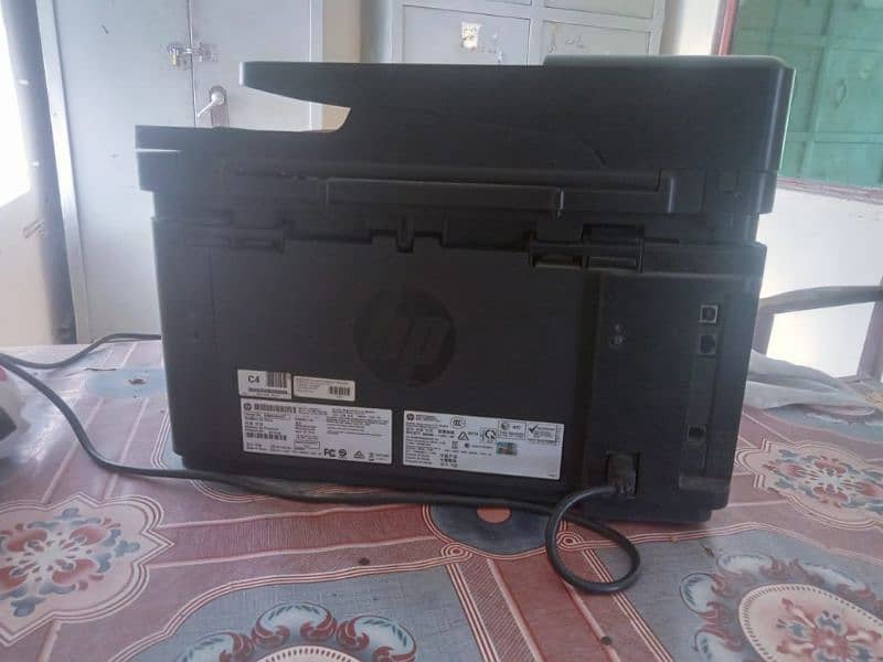 Hp laser jet mgf 127 MF 1