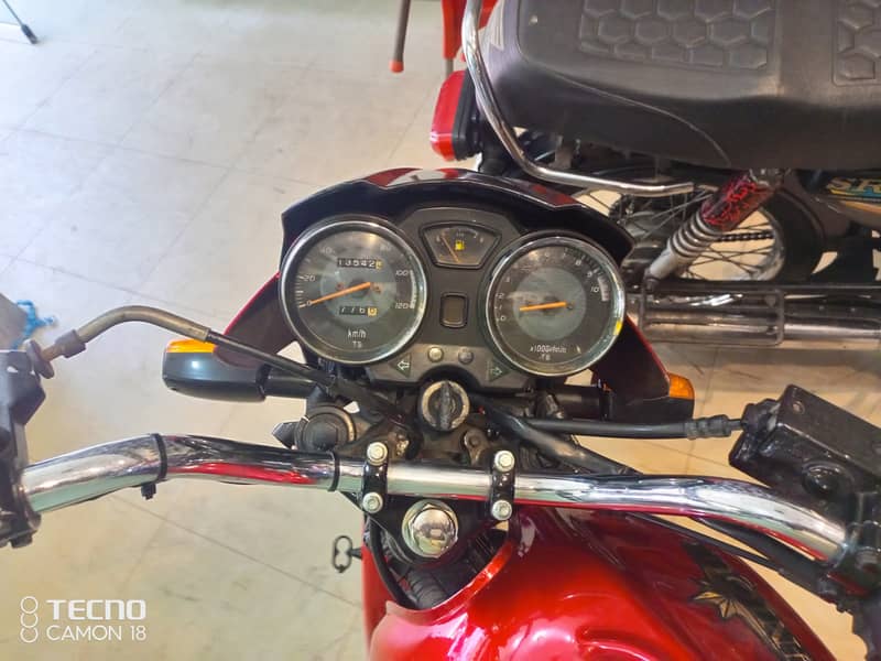 Unique UD 100 2015 8