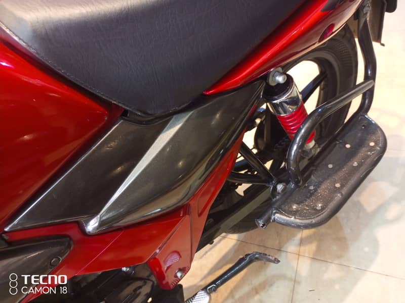 Unique UD 100 2015 10