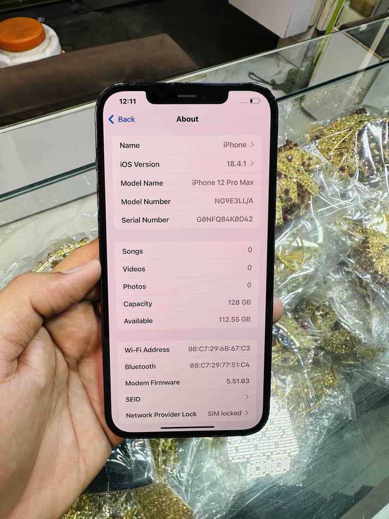 Iphone 12 pro Max. 5