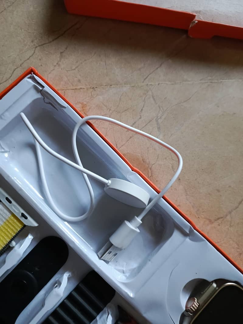 Ultra 7 in 1 strap + charger big 2.01 charger 2