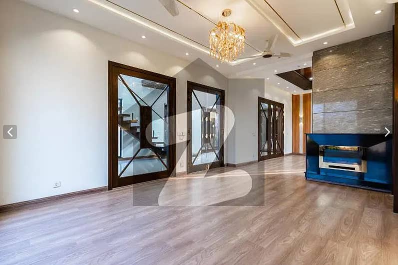 01 KANAL BEAUTIFUL HOUSE FOR SALE IN DHA PHASE 8 5