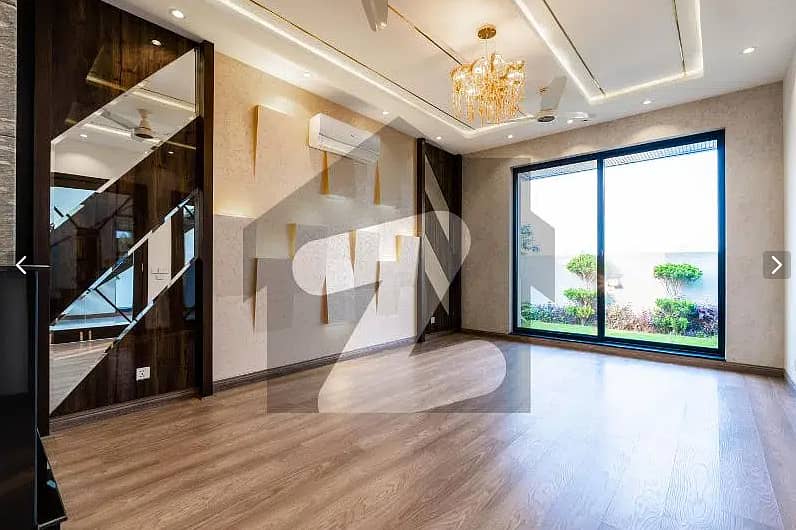 01 KANAL BEAUTIFUL HOUSE FOR SALE IN DHA PHASE 8 6