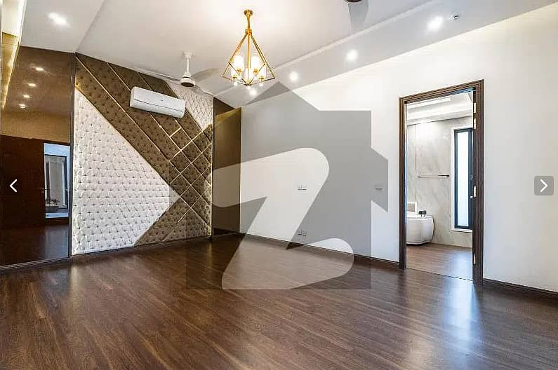01 KANAL BEAUTIFUL HOUSE FOR SALE IN DHA PHASE 8 27