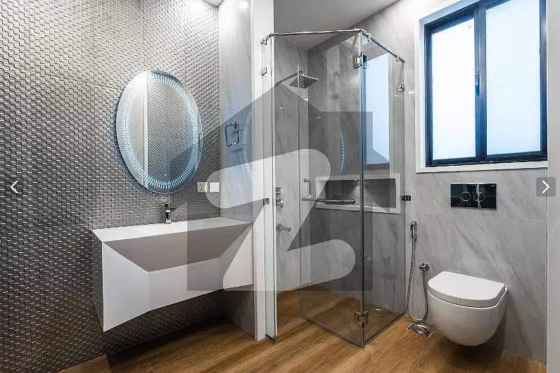 01 KANAL BEAUTIFUL HOUSE FOR SALE IN DHA PHASE 8 33