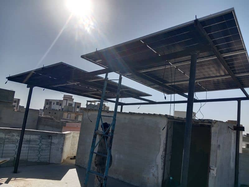 solar stand 2