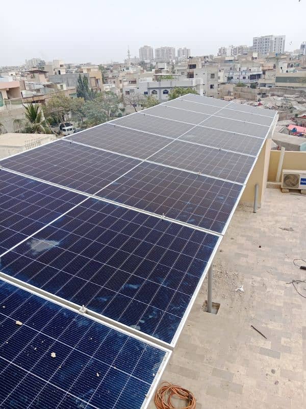 solar stand 4