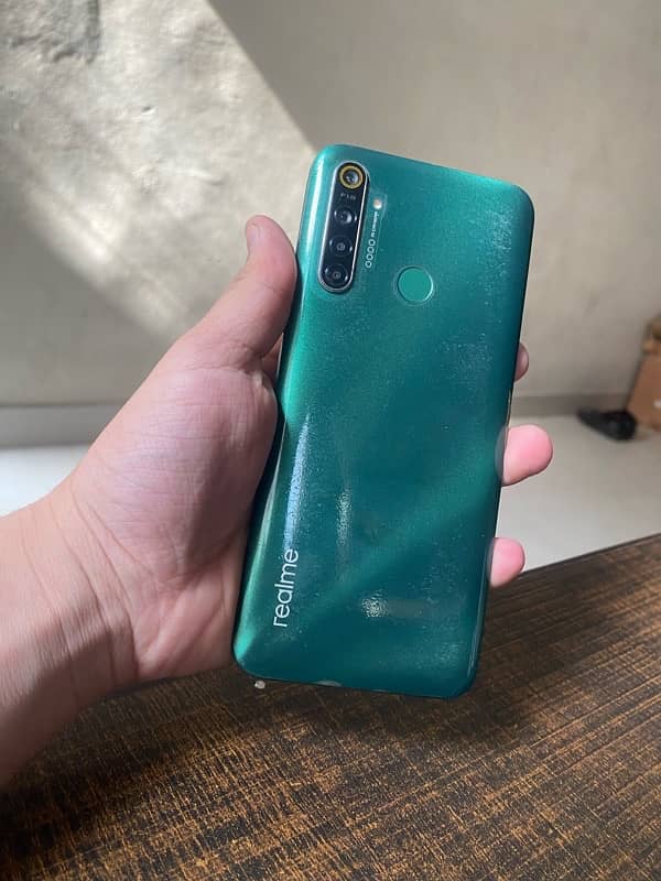 realme 5i 10/9 condition 64 gb 3