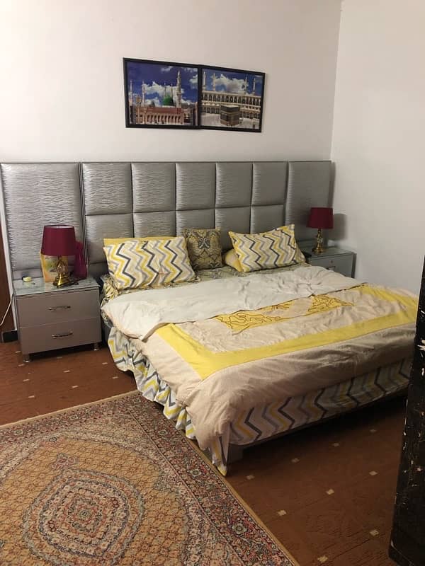 king size bed chairs drawers dressing table full set bed 0