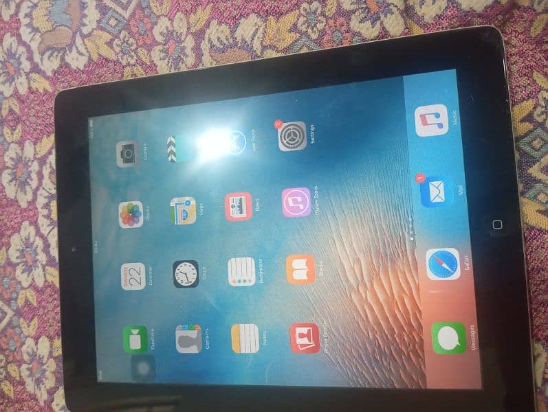 i phone tablet condition is very good 3