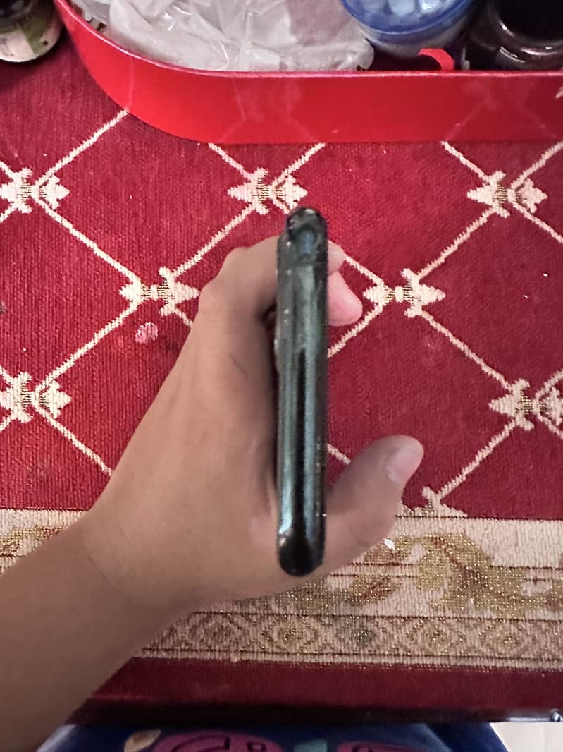 iPhone 11 Pro Non-PTA 7