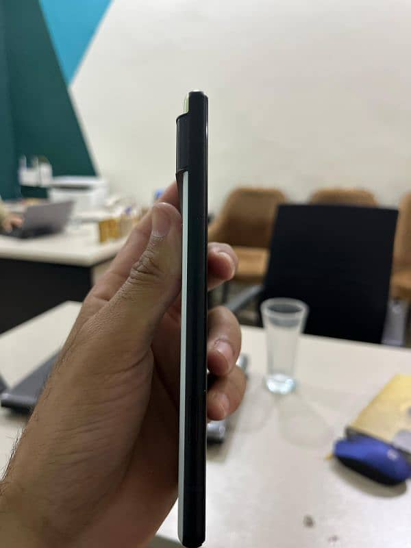 Google pixel 6 4