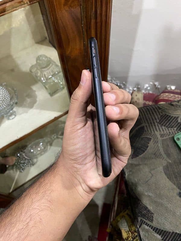 iphone XR 2